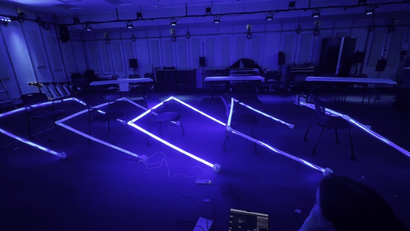 Cascade to Center lighting effect